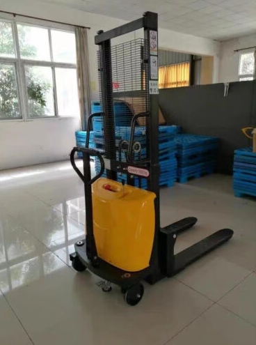 揚(yáng)子叉車(chē)